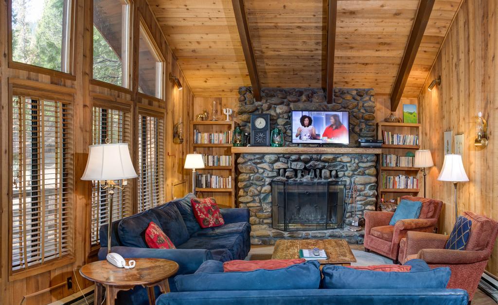 17B Tylers Timber Lodge Wawona Bagian luar foto