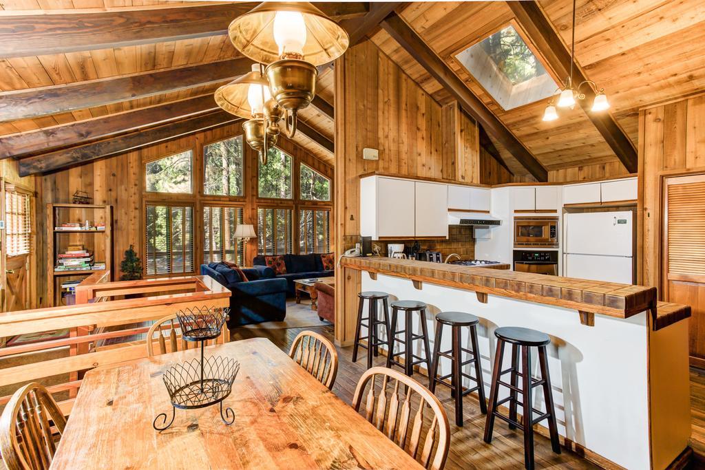 17B Tylers Timber Lodge Wawona Bagian luar foto
