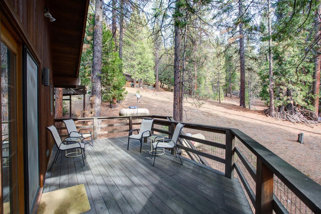 17B Tylers Timber Lodge Wawona Bagian luar foto